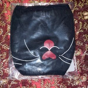 Kitten mask